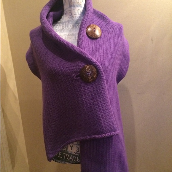 Knit wrap/shawl in purple - Picture 3 of 3